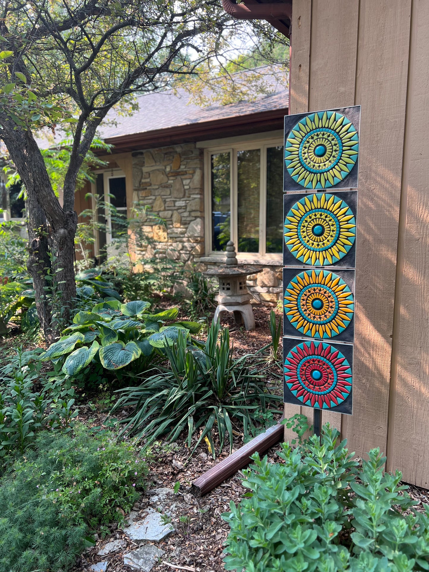 PERUVIAN SUNS - OUTDOOR GARDEN MOSAIC