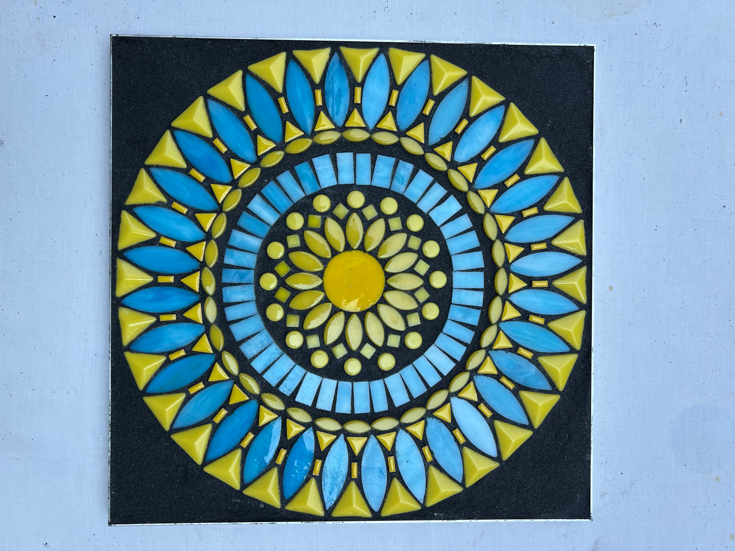OCEAN SUNRISE - OUTDOOR GARDEN MOSAIC