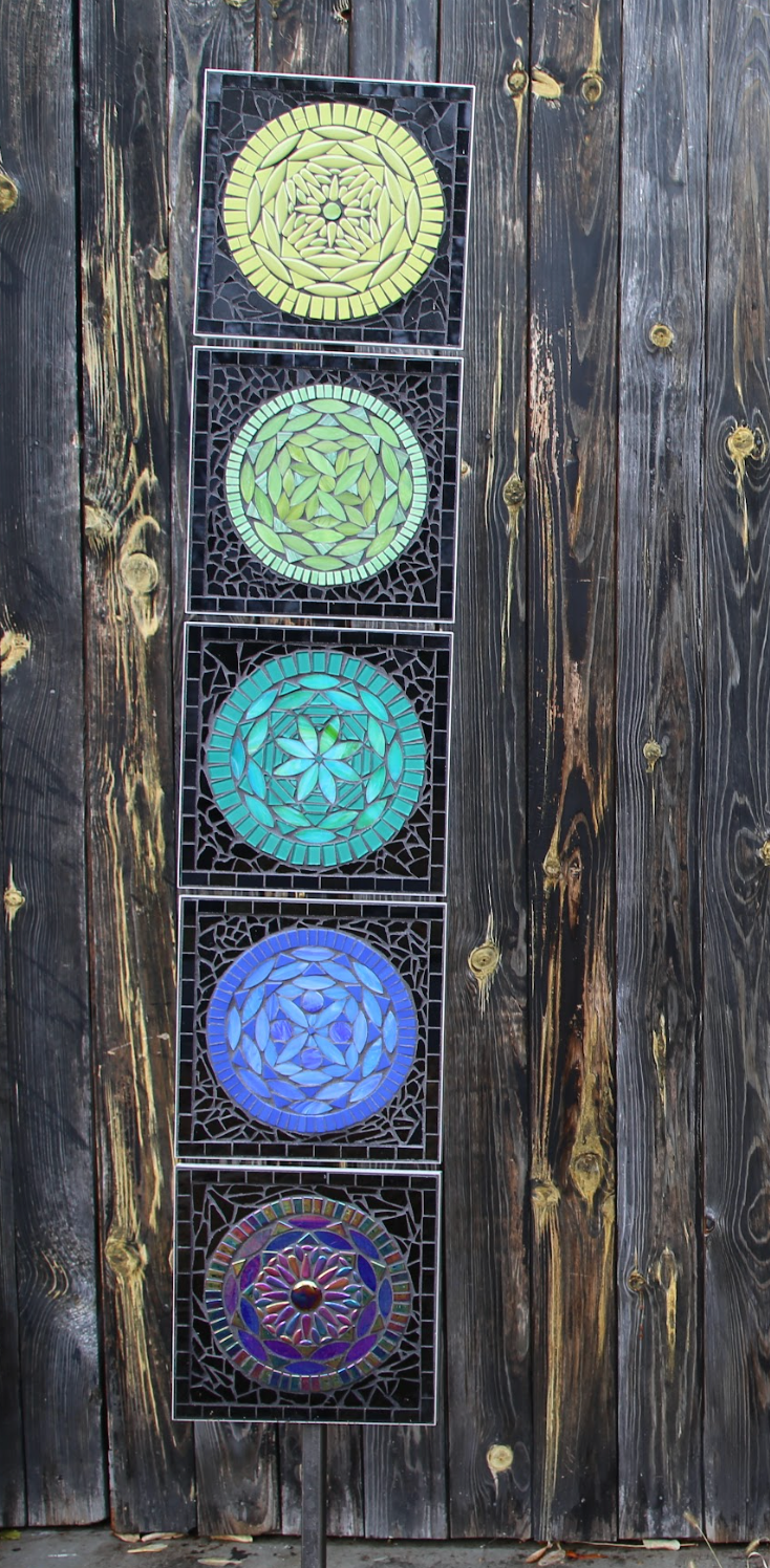 SCORPION DRAEMS - OUTDOOR GARDEN MOSAIC